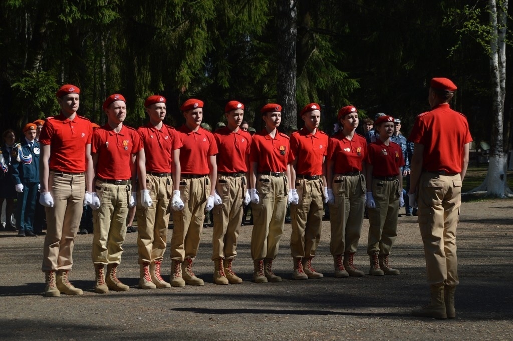 Районная военно-спортивная игра «Зарница-Орлёнок».